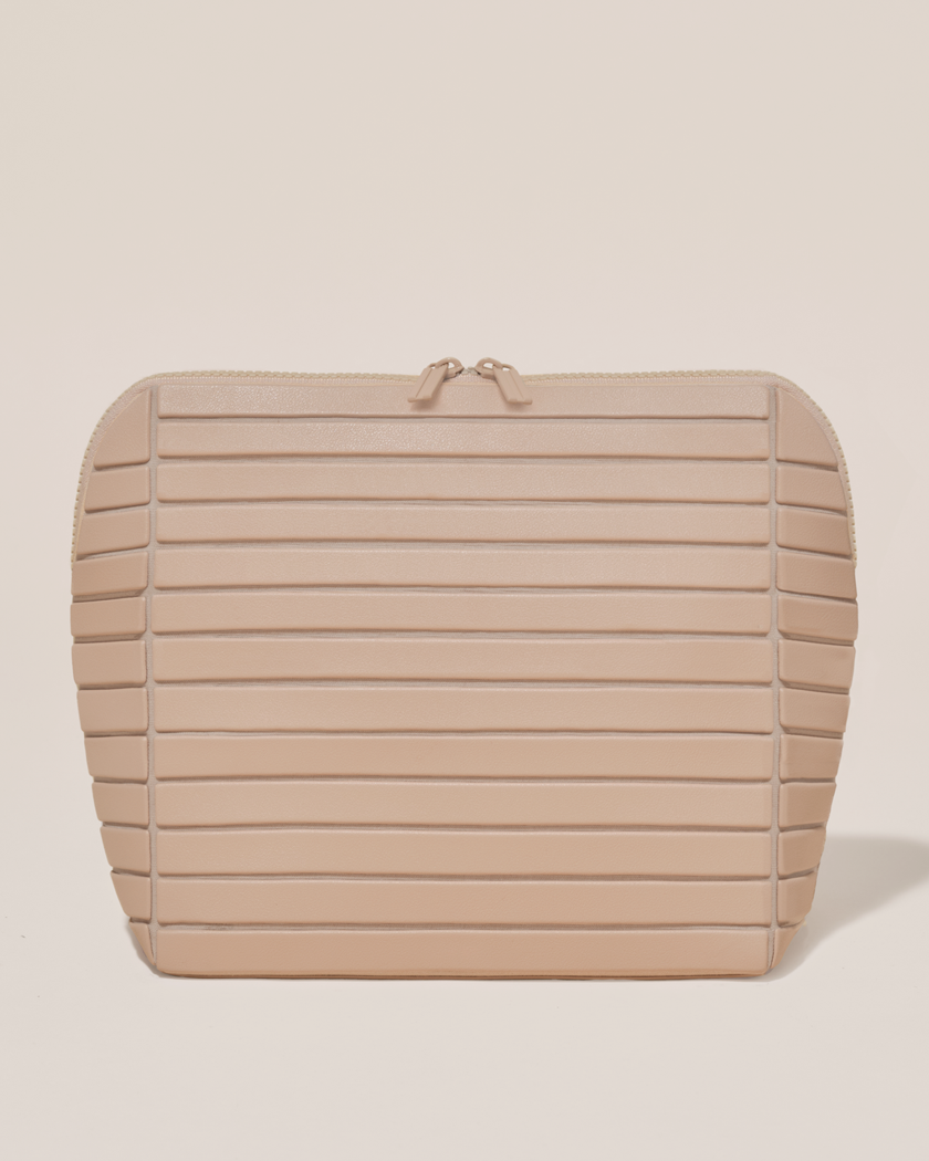 Closed Parallelle Large Bisque (white) Traveller makeup bag with structured horizontal bar design