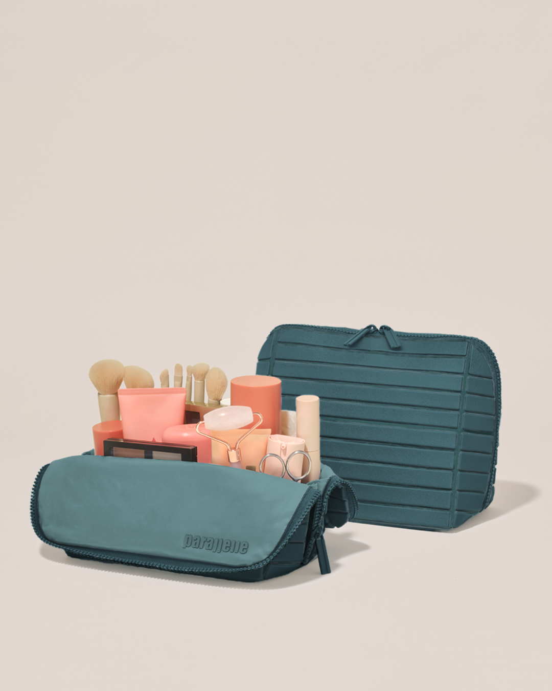 the spruce traveller