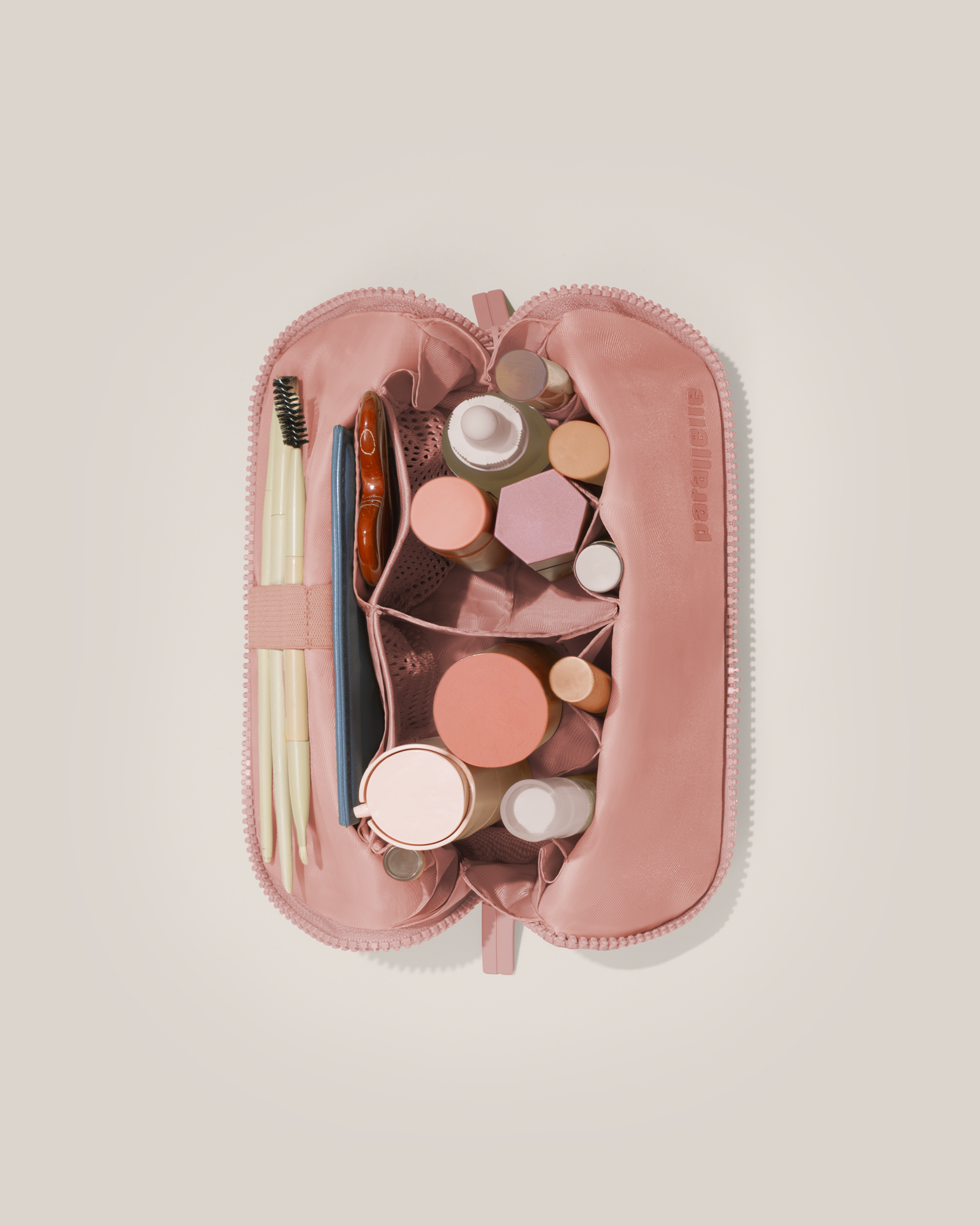 the small blush traveller